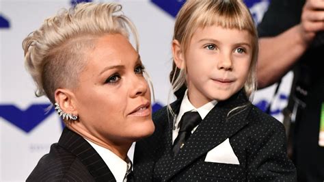 Pink Reveals Shes Raising Her Daughter Gender Neutral