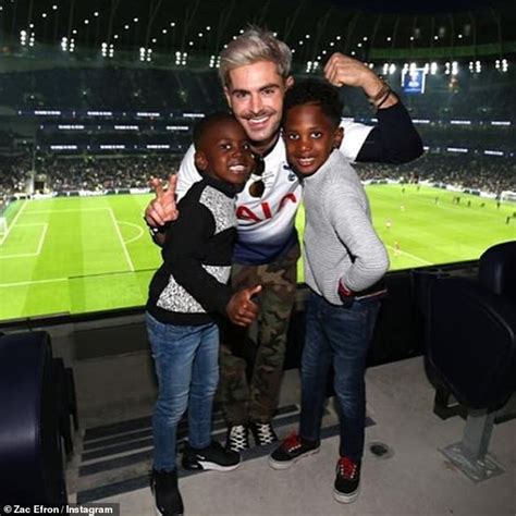 Zac Efron Delights Football Fans As He Models A Spurs