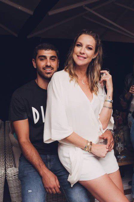 Luana piovani registou, na página de instagram, um momento em que estava a ir trabalhar, vestida com roupas do novo namorado. Namorado? Piovani vive amor com jogador de 23 anos, diz ...