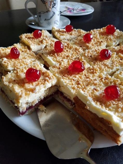 Maybe you would like to learn more about one of these? Frankfurter Kranz Schnitten | Rezept | Kochen und backen ...