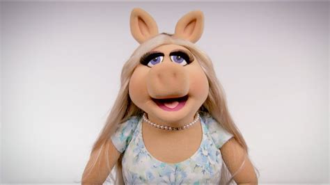 Miss Piggy Serves Up Wisdom Muppet Thought Of The Week By The Muppets