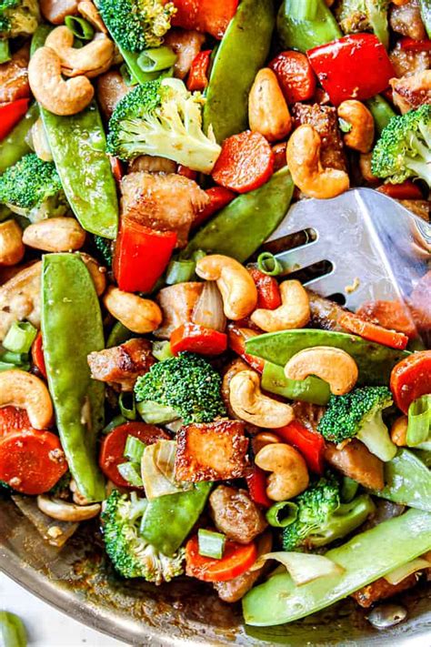 In a wok, heat 1 tablespoon of oil and stir fry the garlic and ginger for one minute to release the flavors. BEST Chicken Stir Fry (how to make ahead, freeze, tips & tricks)