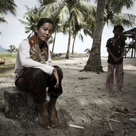 Kesultanan melayu melaka merupakan sebuah kesultanan melayu yang tertua dalam sejarah malaysia. Macam mana pentingnya peranan orang Laut dalam sejarah ...