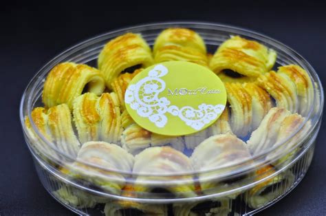 Mozzcato Cookies N Cakes The Best Cookies Pineapple Tart In Kl