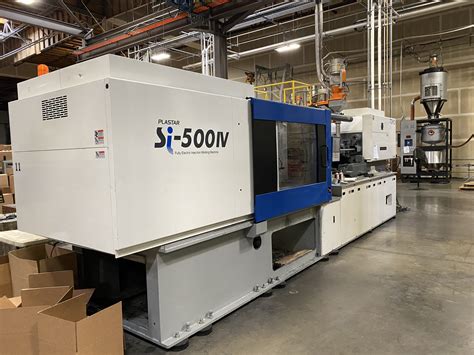 Used 500 Ton Toyo Plaster Si 500iv Injection Molding Machine