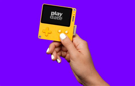 New Handheld Console Playdate Has A Crank And 12 Games Variety