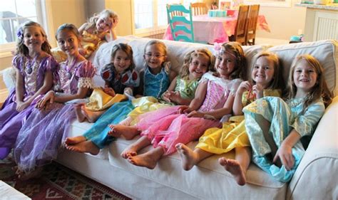 15 Brilliant Slumber Party Ideas To Glam Up The Night Momooze Page 12