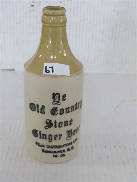 De Old Country Stone Ginger Beer 10 Oz Bottle Felix Distributors