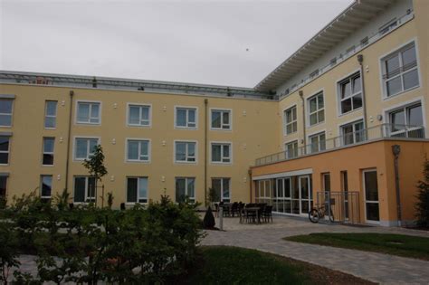 Burgweinting · 6 zimmer · haus · einfamilienhaus. Dezentrale Lüftung im Seniorenheim - SHK Profi