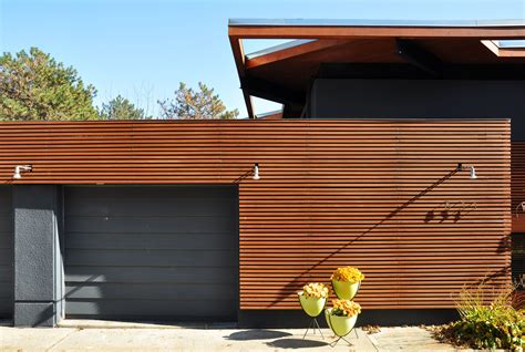 Facade Of Modern Home In Omaha Western Red Cedar Panels Wrap Around