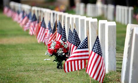 Memorial day is an american holiday, observed on the last monday of may, honoring the men and women who died while serving in the u.s. Memorial Day USA | Día de los caídos en Estados Unidos