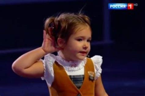 watch incredible 4 year old girl speaks 7 languages and wows world