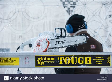 Carving Carver Fotos Und Bildmaterial In Hoher Auflösung Alamy