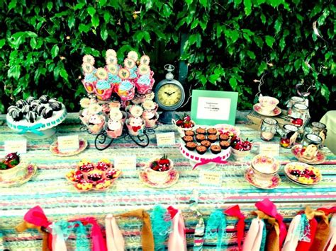 Alice in Wonderland Dessert Table #hydeevents Girl Shower, Baby Shower