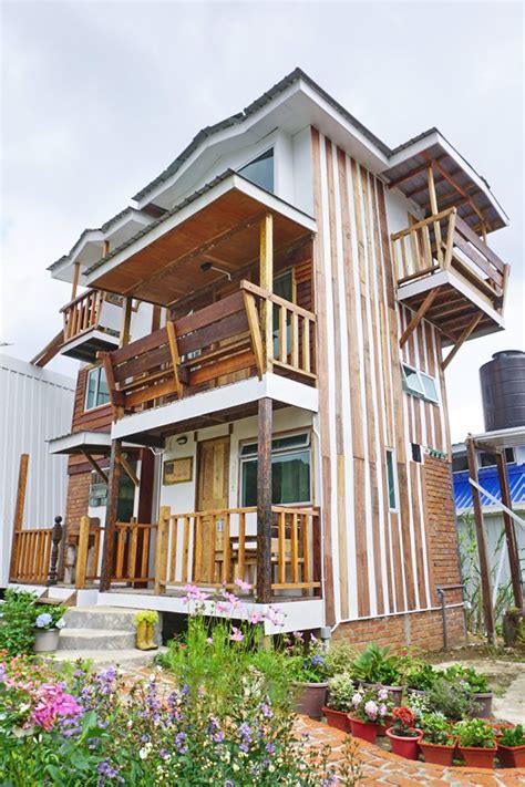 Kampung mesilou, kundasang, ranau malaysia. Little Hut 寒舍: Broken Hut 小屋9