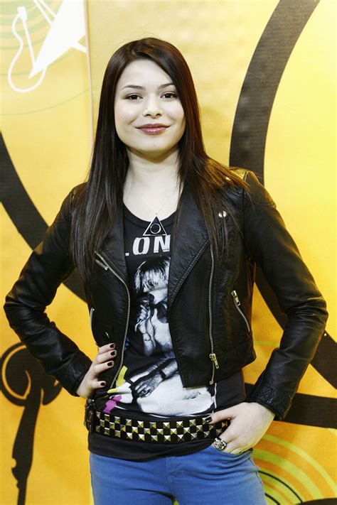Later during 2009, miranda cosgrove discharged her presentation. MTV's TRL in Milan (2008) - Miranda Cosgrove Photo ...