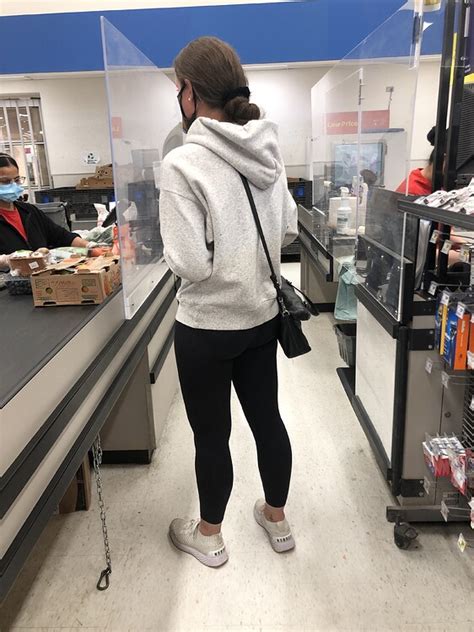 tight bird at the supermarket spandex leggings and yoga pants forum