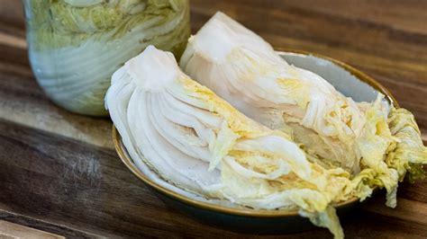 chinese fermented sour cabbage 东北酸白菜 souped up recipes