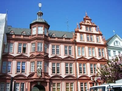 If you are using mobile phone, you could also use menu drawer from browser. Sehenswürdigkeiten in Mainz - Sehenswertes in der ...