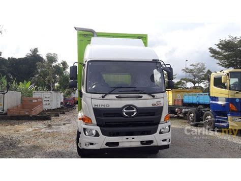 Hi, we are the new truck sales specialist in malaysia.please check out our mitsubishi fuso canter truck in our showroom.fe71pb, fe83pe, fe85pe, fe85pg. Hino 500 Series 2016 8.0 in Johor Manual Lorry White for ...