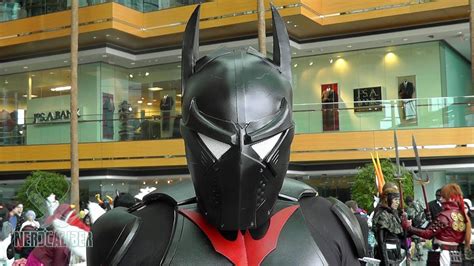 Batman Beyond Armored Cosplay At Youmacon 2013 Youtube