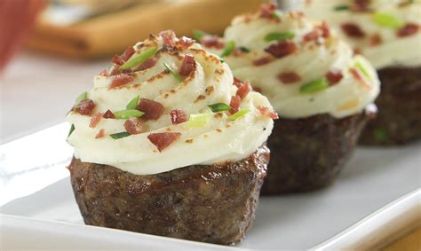 View the temperature conversion for 400 degrees fahrenheit to celsius. Mini Meatloaf Recipe - Bob Evans Farms