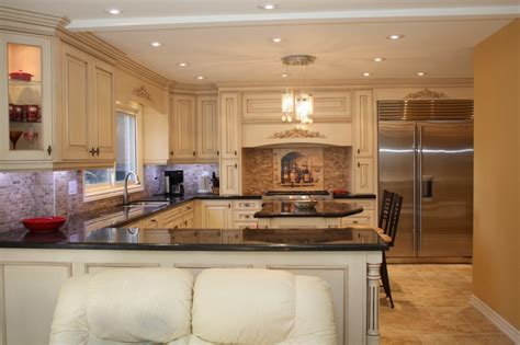 Where can you buy kitchen cabinets? 7 Important Things to Know About Buying Custom Cabinets ...