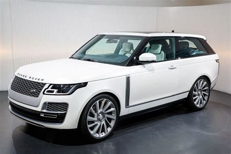The 2019 range rover sport gives boca raton drivers plenty of features like a blind spot monitor 2019 range rover sport. New Range Rover SV Coupe: news, pictures, specs, prices by ...