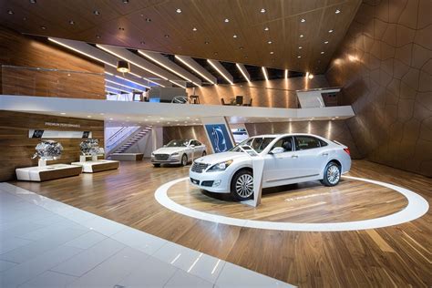 Hyundai At 2015 Los Angeles Auto Show On Behance Car Showroom Design