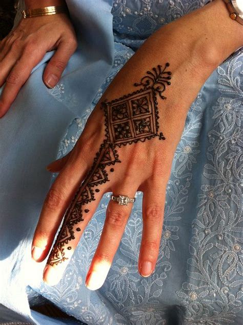 Getting inked tattoo basics and hair tattoos ink sumber : Henna Tattoos Latest Trends & Designs 2018-2019 Collection
