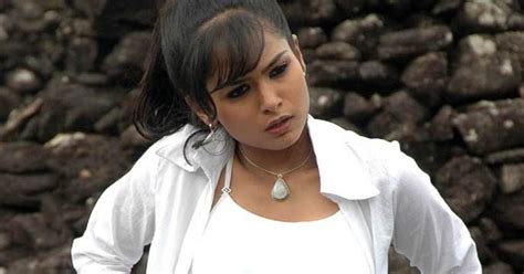 Hottest Indian Actress Pictures Forever Kalyani Poornitha Hot