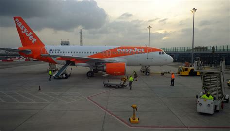 Easyjet passengers are entitled to compensation of up to 600€ for flights departing from or arriving to an eu country with. EasyJet boosted by rivals' trouble but currency headwinds ...