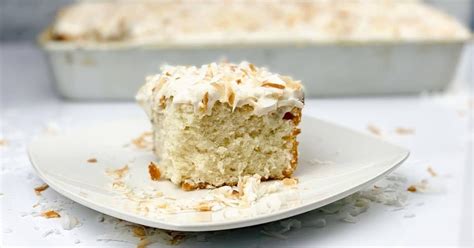 This coconut cake recipe is made from scratch and full of bold coconut flavor and topped off with a coconut cream cheese. Where Does Tom Cruise Order The Coconut Cake : Yum Billy Bush Tries The Tom Cruise Cake From ...