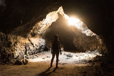 Some People Still Live In Caves In Australia Traveler Master