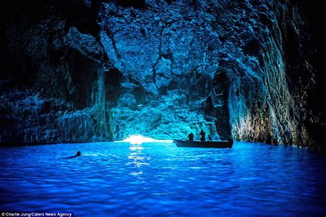 Las Sorprendentes Cuevas Submarinas Que Abarcan De Turquía A Japón