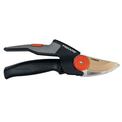 Fiskars 55 In Bypass Pruner 91099966j The Home Depot