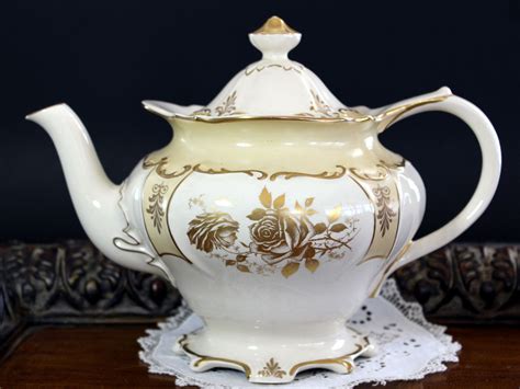 Vintage Sadler Tea Pot Golden Roses On Antique White Porcelain