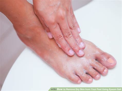 How To Remove Dry Skin From Your Feet Using Epsom Salt