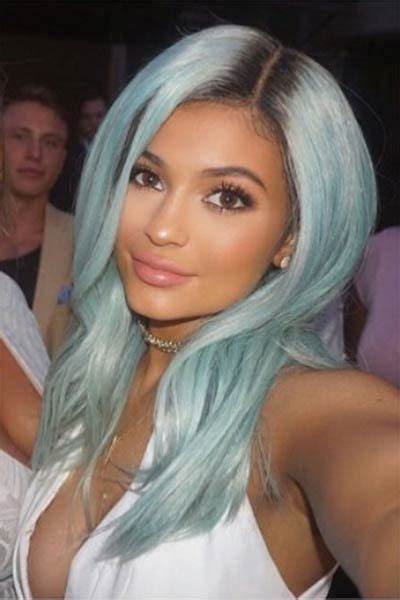 Kylie Jenner Debuts New Icy Blue Hair