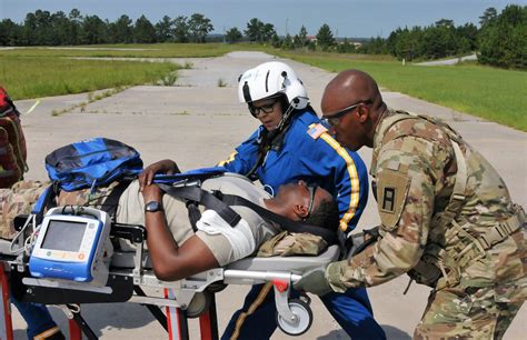 First Army Soldiers Civilian Medical Team Partner For Air Medevac