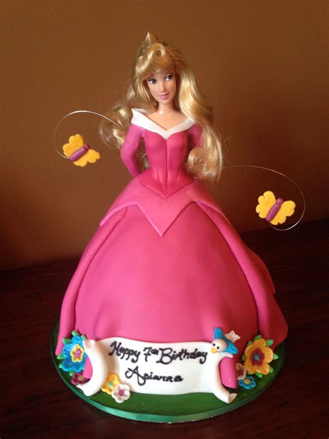 Princess Aurora Cake Gâteau Robe De Princesse Gateau Anniversaire