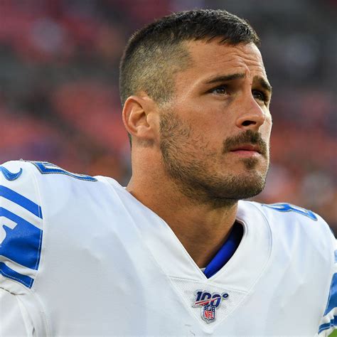 Nfl players can be searched for by team or position. These Are the Hottest NFL Players This Season - Hot NFL ...