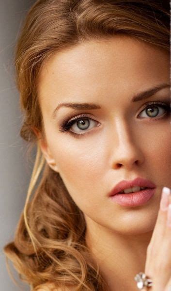 Model Aleksandra Sveshnikova Pinner George Pin Most Beautiful Eyes