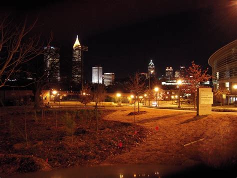 49 Atlanta Skyline At Night Wallpaper On Wallpapersafari