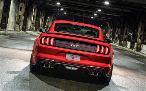 2018 Ford Mustang Gt Levels Up With New Performance Pack Level 2 The