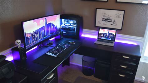 We all know the gaming desk is perfect to set up the pc. Gaming Desks | Room setup, Game room, Game room kids
