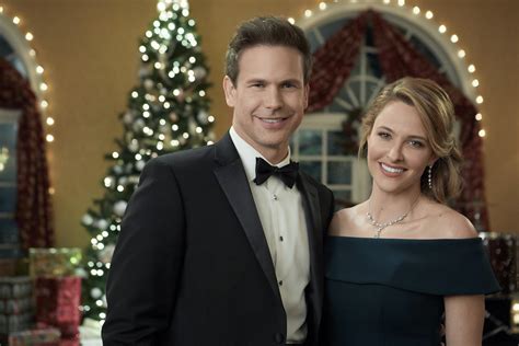 Hallmark Christmas Movies Full List And Schedule The Nerdy