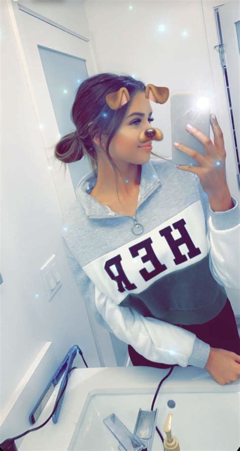 Pin By Ndnndsmyssm Nynyny On Favs Snapchat Girls Snapchat Selfies