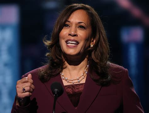 Kamala Harris Pearls What Do They Mean Glamour