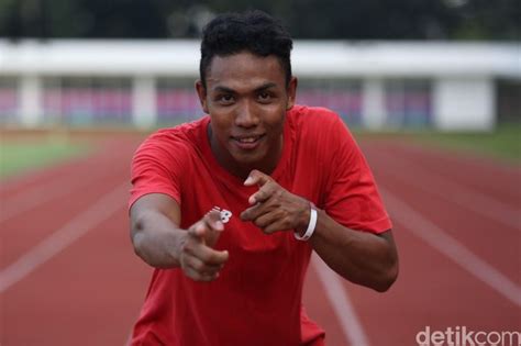 Apr 26, 2021 · wasit pertandingan final leg kedua piala menpora 2021, agus fauzan arifin mendapatkan penghargaan wasit terbaik dan berhak atas uang tunai sebesar 50 juta rupiah. On This Day: Lalu Muhammad Zohri dengan Kejutan Rekor-Rekornya